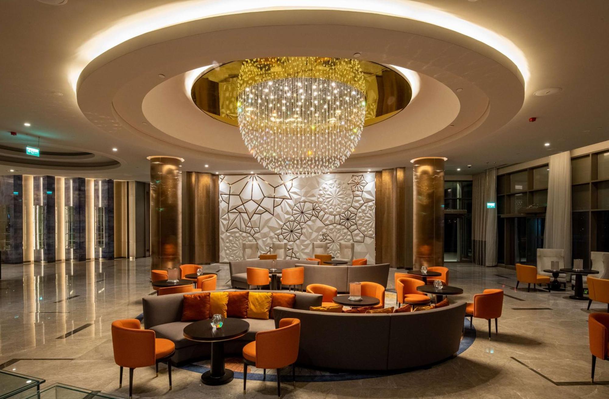 Hilton Mall Of Istanbul Ngoại thất bức ảnh Lobby
